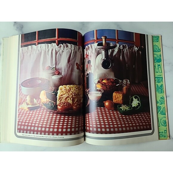 Woman's Day Encyclopedia Of Cookery Volume 7 - Picture 8 of 10